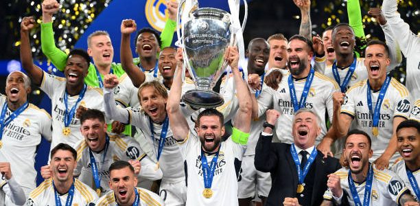 ريال مدريد يوشك على تجديد عقد نجمه بناءً على نصيحة أنشيلوتي